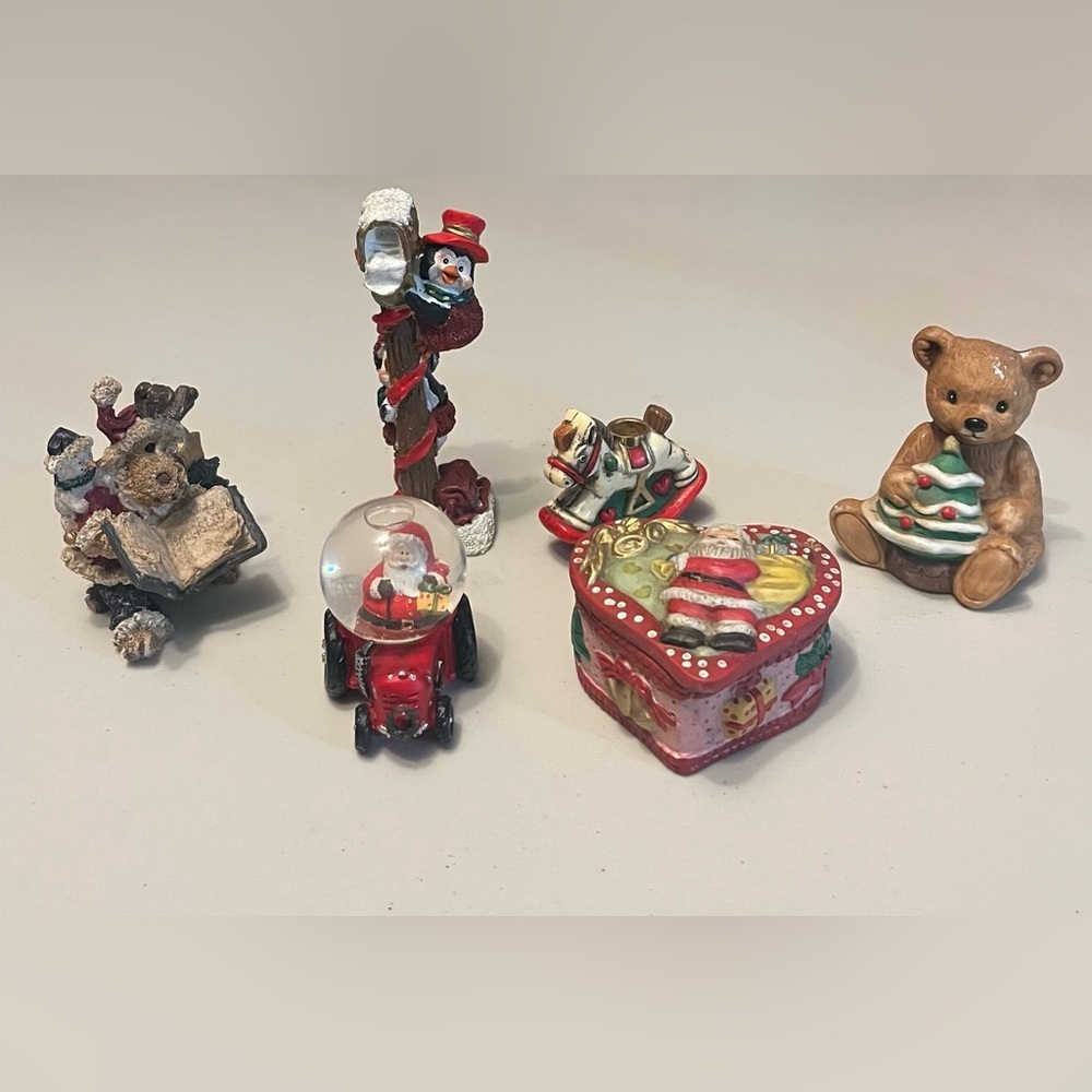 Miscellaneous Vintage Christmas Decor Figurines Snow Globe Trinket Box Lot‎ Of 6